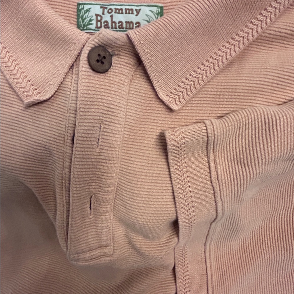 Tommy Bahama Polo 3 Button Mens Shirt.